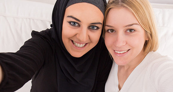 muslim_eu_86888b8ab4ac7b5f83bd28628cd10a6b Ein Überblick über die Lehren des Koran (Teil 1): Fenster zu meinem muslimischen Nachbarn